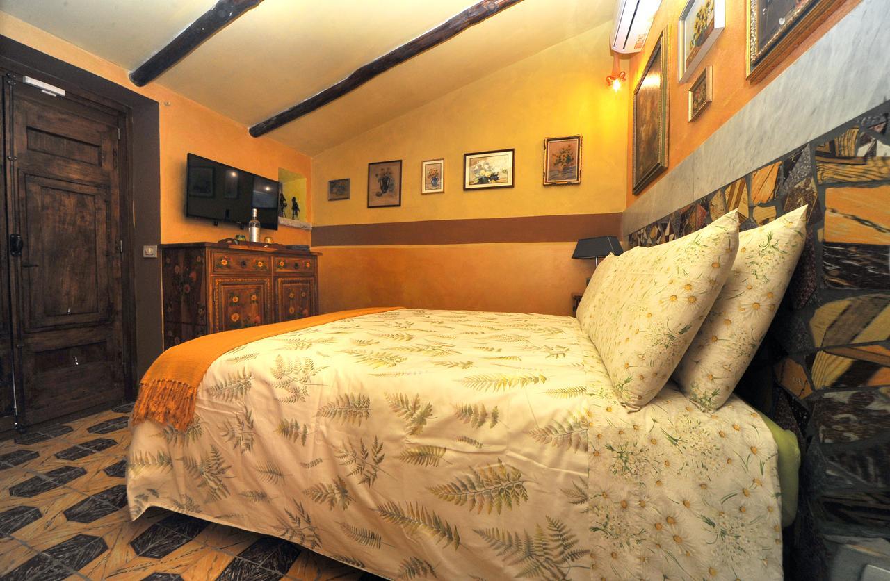 La Canonica Dei Fiori - Anna Fendi Country House Ξενοδοχείο Ronciglione  Εξωτερικό φωτογραφία