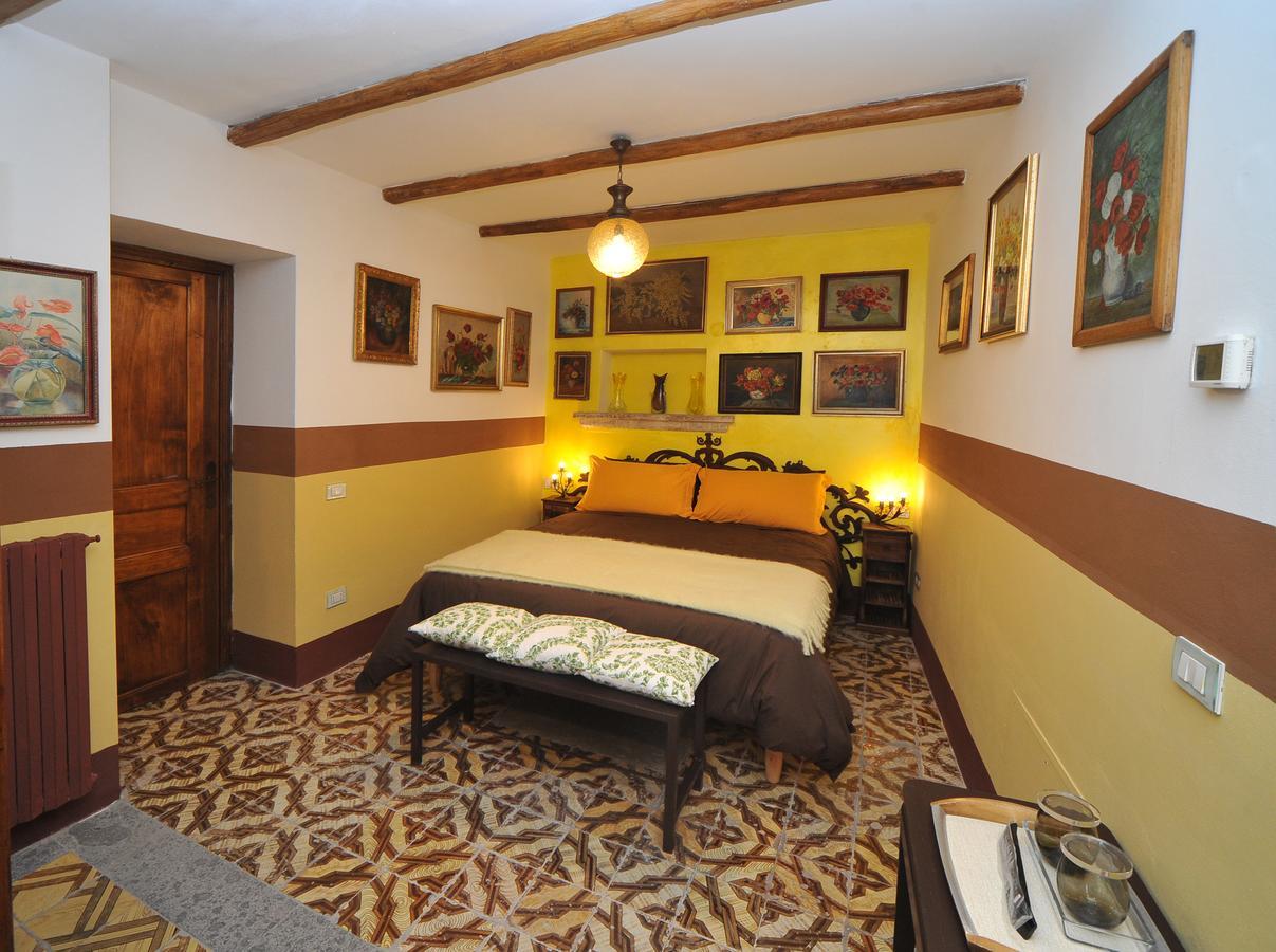 La Canonica Dei Fiori - Anna Fendi Country House Ξενοδοχείο Ronciglione  Εξωτερικό φωτογραφία