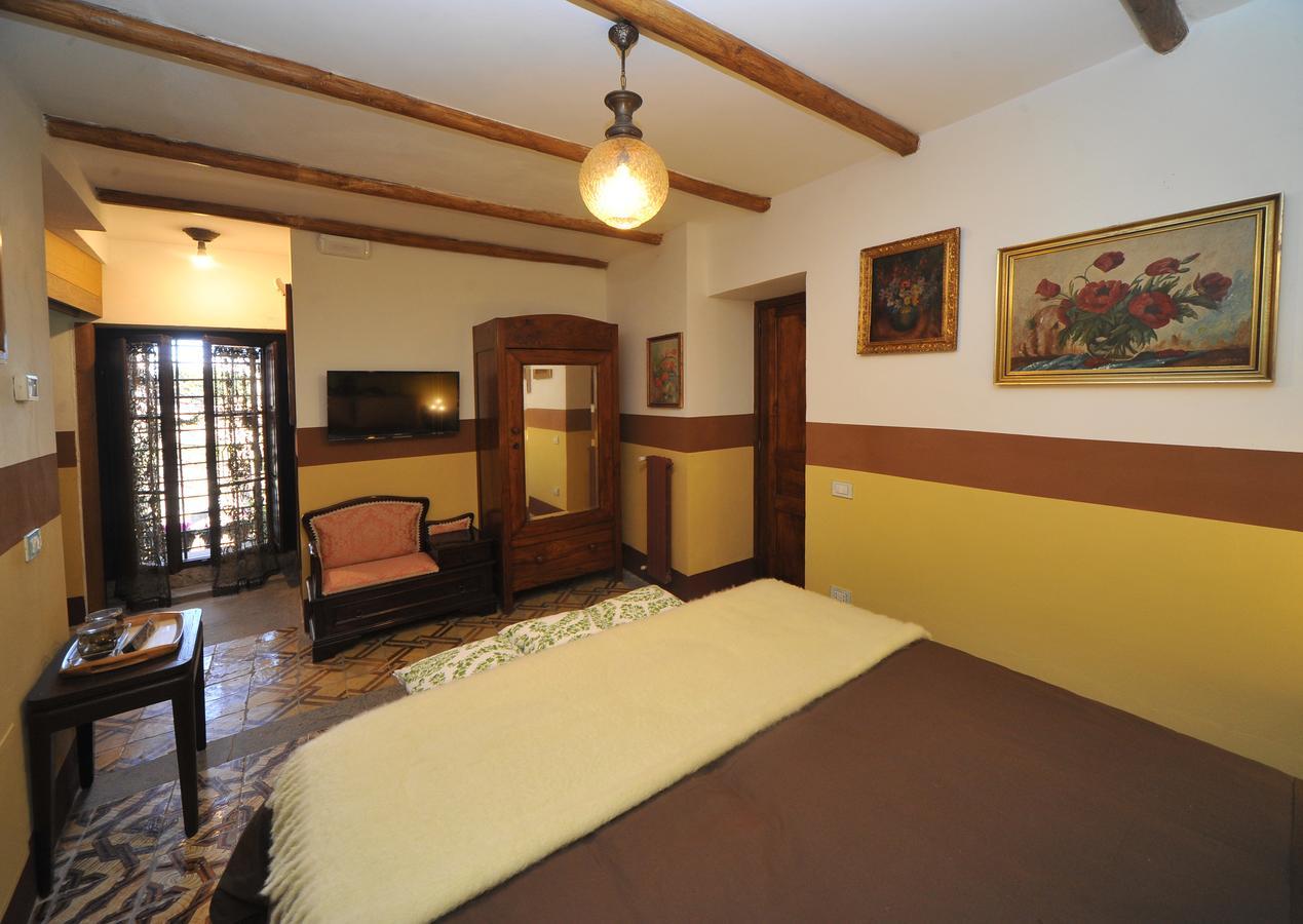 La Canonica Dei Fiori - Anna Fendi Country House Ξενοδοχείο Ronciglione  Εξωτερικό φωτογραφία